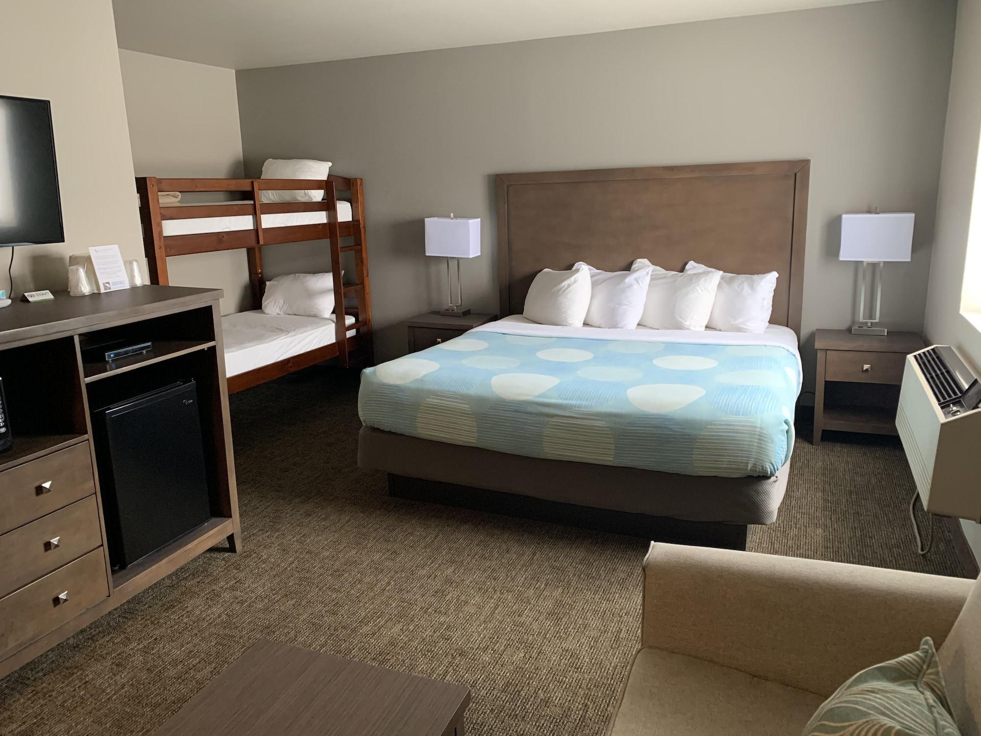Baymont By Wyndham Monte Vista Hotel Екстериор снимка