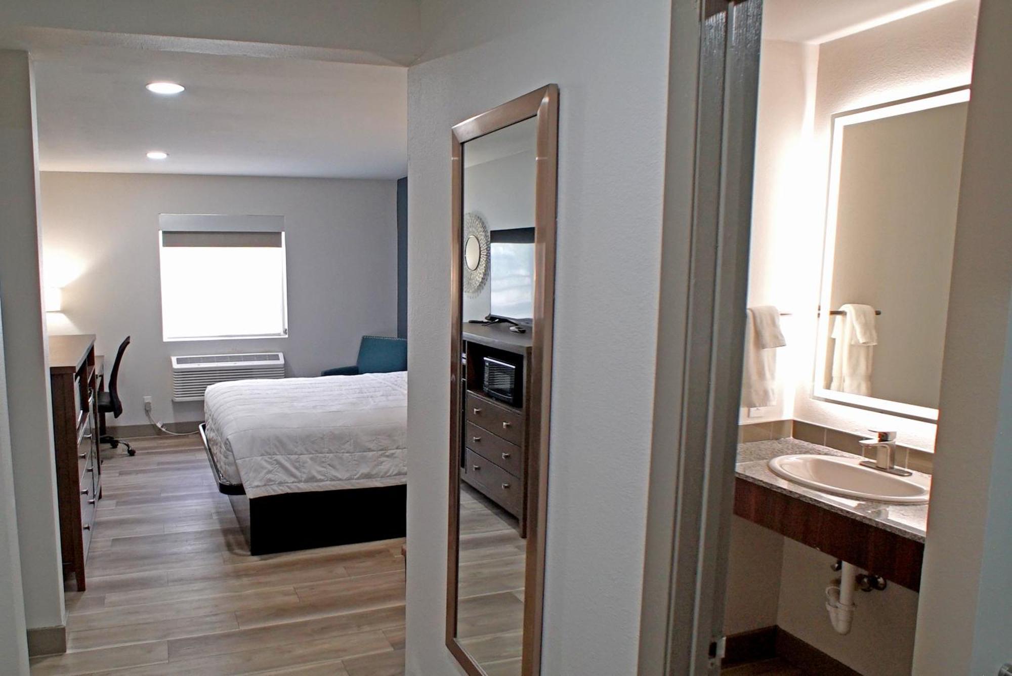 Baymont By Wyndham Monte Vista Hotel Стая снимка